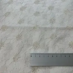 刺繍生地残布　縦40cm×横95cm