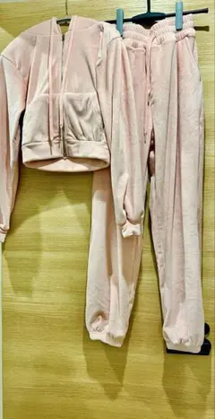 ピンク パーカー　セットアップ