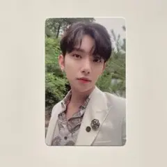 SEVENTEEN SOCIAL CLUB ジョシュア トレカ