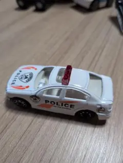 ポリスカー ミニカー ホワイト