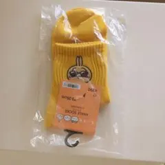 ちいかわ うさぎ 刺繍イエローソックス 23-25cm