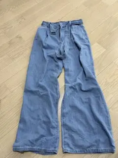 GU ライトデニムベルテッドワイドパンツ