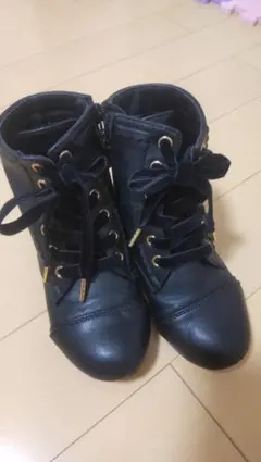 ちょこ☆様専用エニィファムブラックリボンブーツ19cm