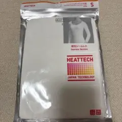 ユニクロ　ヒートテック　襟元シームレス　UネックTシャツ