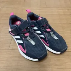 adidas 20㎝　スニーカー　お値下げ中
