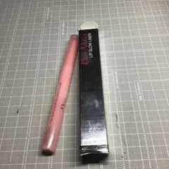 ディオール　アディクト　リップ　グロウライナー　001