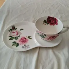 ローラアシュレイ，スープカップ&プレートセットのサムネイル