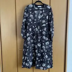 AZUL 透け感のあるロングカーディガン