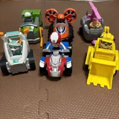 パウ・パトロール フィギュアセット　6体　ベーシックビーグル