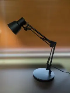 デスクランプ