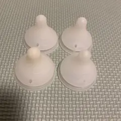 Pigeon ピジョン 母乳実感 哺乳瓶用乳首　サイズ M 4個セット　⭐︎