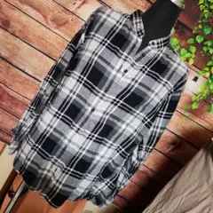 UNIQLO 長袖ノーカラーチェックシャツ Lサイズ