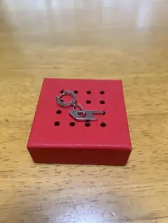 DIESEL ディーゼル　片耳用ピアス　正規品　平野紫耀、今田美桜　着用 DIESEL ディーゼル 片耳用ピアス 正規品 平野紫耀、今田美桜 着用