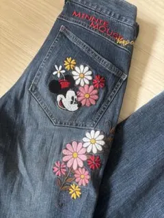 【希少・ロンドン直輸入】ミニーマウス 刺繍入り フレアデニム