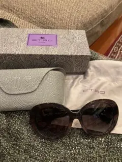 2025年最新】Etro レディース サングラスの人気アイテム - メルカリ