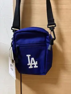 MLB LAドジャース ショルダーバッグ【タグ付き新品】のサムネイル