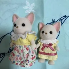 シルバニアファミリー　チワワ　お母さん　女の子　2体セット