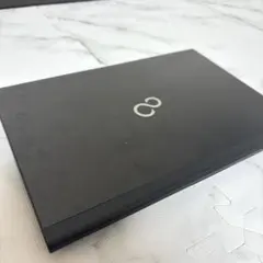 値下げ富士通 LIFEBOOK U537 Core i3-7100U ノートPCのサムネイル