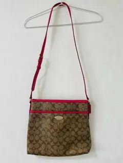 美品 コーチ シグネチャー クロスボディ ショルダーバッグ レザー ピンク