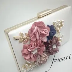 パーティバッグ 結婚式 パーティ　豪華　お花いっぱい ホワイト 白 ハンドバッグ