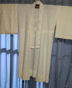 USED、単衣の長襦袢、衿付き、腰紐付き、生成色浮かし柄