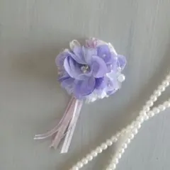 紫の花びらをふんわり集めた　子ども　キッズ　コサージュ　ブローチ　入学式　入園式