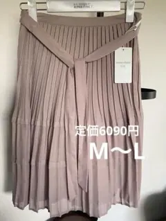 新品未使用《マリクレールビス プリーツスカート M～L くすみピンク》のサムネイル