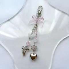 Item thumbnail for item 0a6ee64d-1779-4ee8-876b-48fa2cad3aea