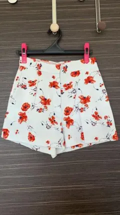 花柄 ショートパンツ　メゾンドリーファー　reefurのサムネイル