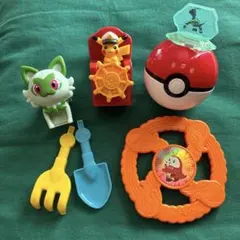 Pokémon　ポケモン　４点セット　　　ハッピーセット　ピカチュウ　ニャオハ