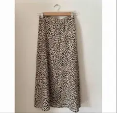 ヒョウ柄 半端丈スカート