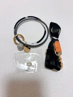 ✨大人気✨ スマホショルダー ストラップ ブラック×ゴールド 全種対応