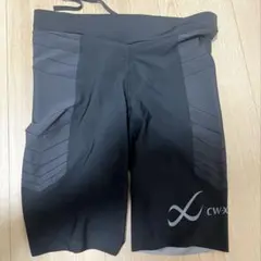 CW-X フィットネスショートパンツ Ｌ　ブラックのサムネイル