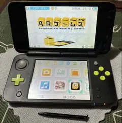【訳あり】任天堂 Newニンテンドー2DS LL 本体 ARカード付き