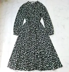 【美品】ESTNATION　フラワープリント 花柄 フレア ワンピース　ブラック