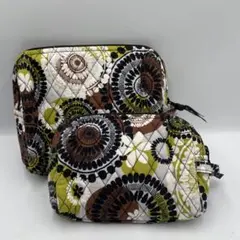 Item thumbnail for item 0a66813f-75f6-4f24-b6fa-799a1196f159