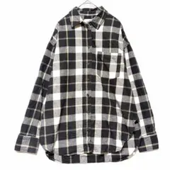 ユニバーサルスレッド ネルシャツ チェック XS 黒 白 綿 オーバーサイズ