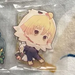 希少品】鬼滅の刃 海外限定 アクスタ アクキー 着ぐるみ 善逸 - メルカリ
