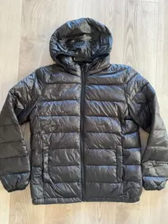 フード付き黒ダウンコート 140cm