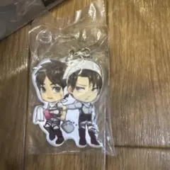 進撃の巨人 エレン リヴァイ アクリルキーホルダーのサムネイル