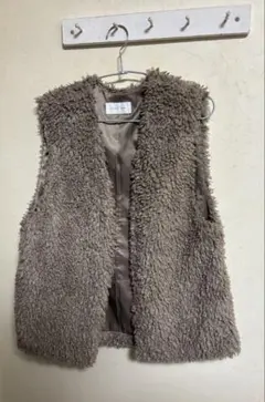 ◯GLOBAL WORK ファーボアベスト　ブラウン　モカ　ベージュ