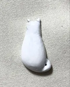 CA01 猫バッジ 白猫