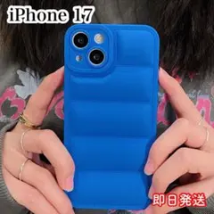 iPhone17 ダウンジャケット風 アウトドア 人気 韓国 スマホカバー 青のサムネイル