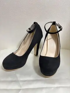 パンプス ハイヒール 黒 スエードパンプス ストラップ付き22.5cm