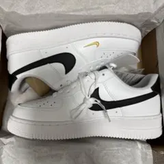 Air Force 1 ホワイト/ブラック/ゴールド 26.0cm