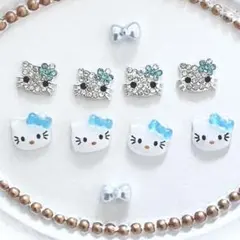 キティちゃんネイルパーツ ハローキティ ラインストーン キラキラ 水色