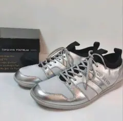 Item thumbnail for item 924f1ab3-bc1e-4f74-8b34-2477597c5194