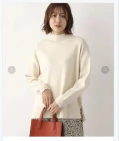 メルティスタンドスリットプルオーバー グローバルワーク　白　ニット