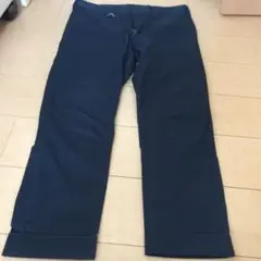 ネイビー チノパン