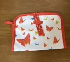 トラベルポーチ